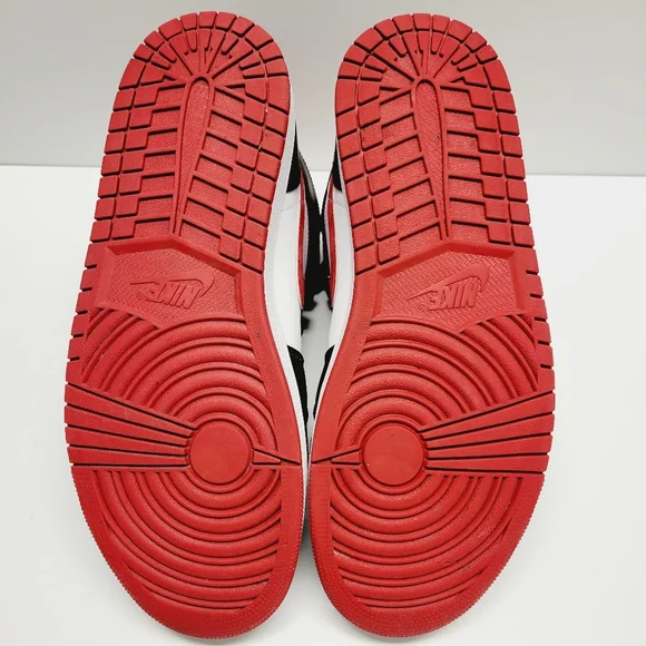 Nike AirJordan 1 mid Gym Red554724-122 Size 11